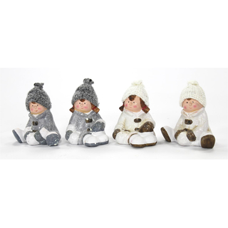 4 Stück Deko Figur Winter-Kind sitzend klein