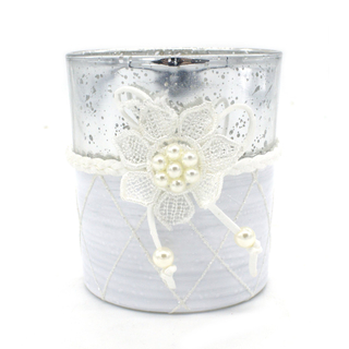 Teelichthalter aus Glas weiß und silber spiegelnd mit Blume und Perlen 1 Stück 7 x 8cm